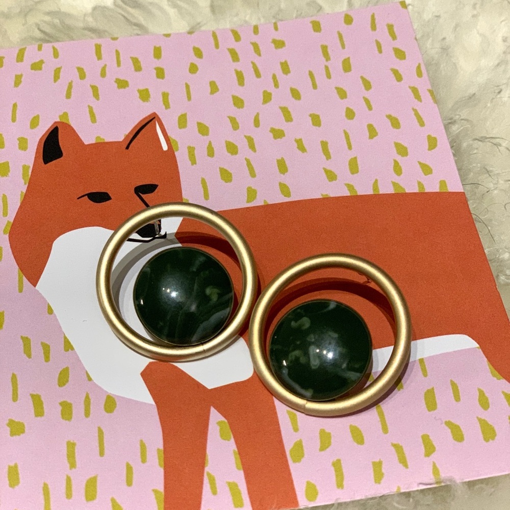 Stylish green ceramic earrings ✨